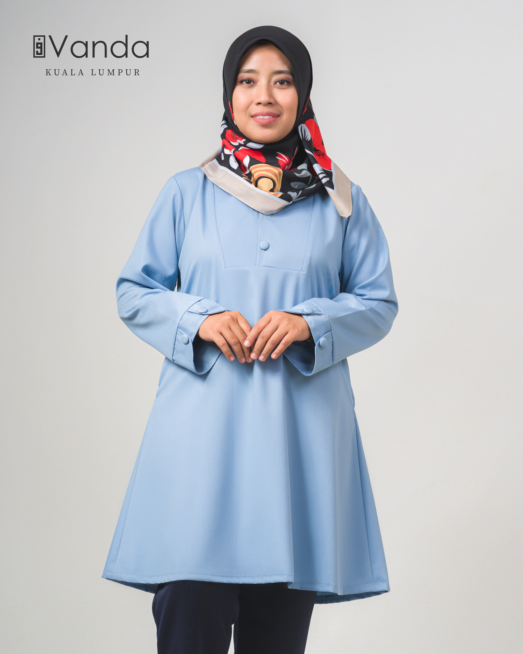 Vanda | Alieza in Baby Blue - Image 5